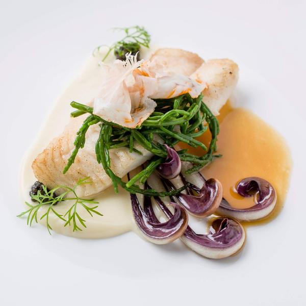 Fine dining - an elegant restaurant in Budapest, with fine dining menu